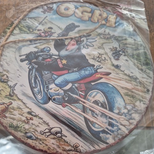 Ogri biker hanging - biker, man