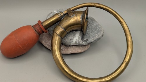 Vintage 1920s brass bulb - 1920s, horn